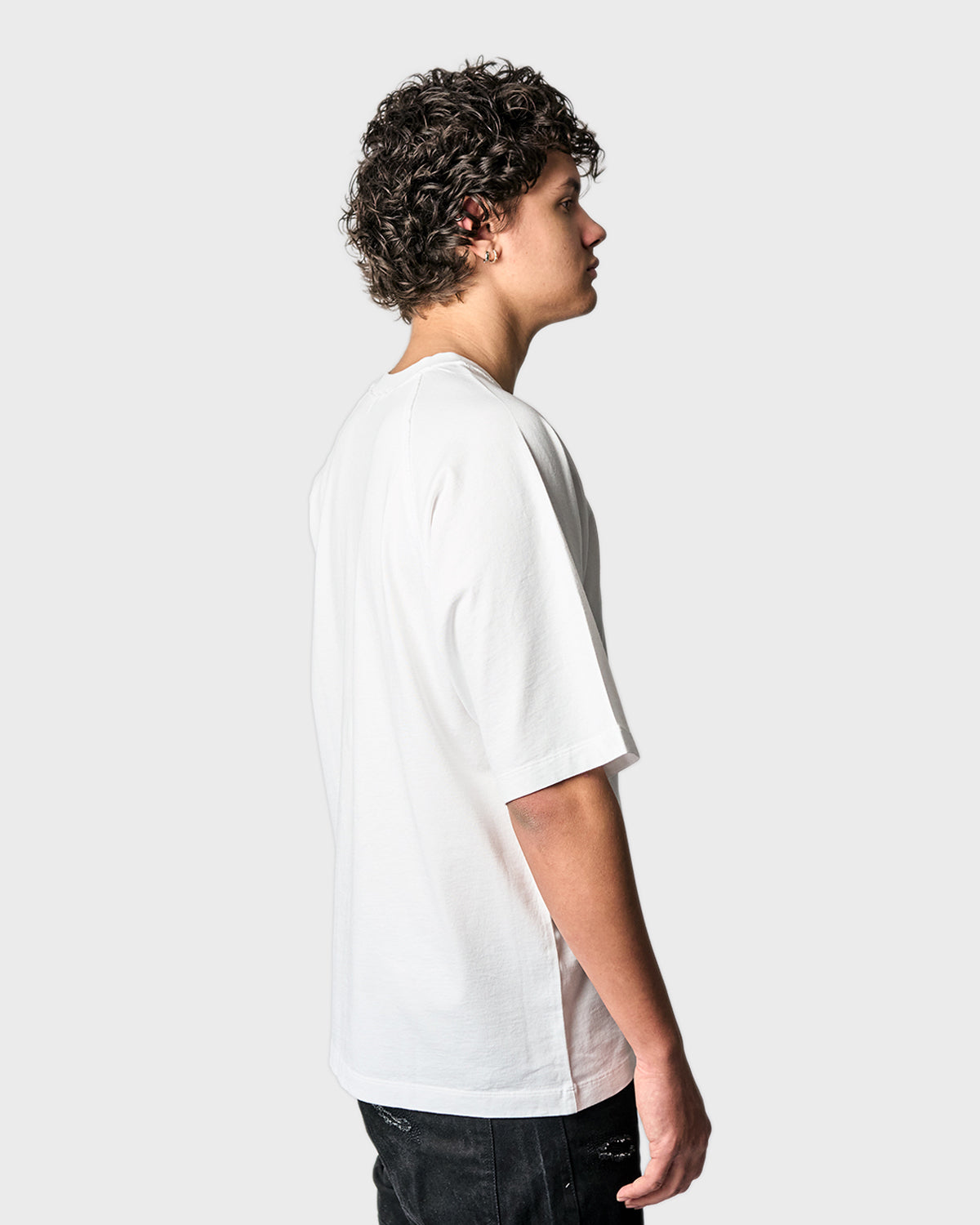 BLANK TEE