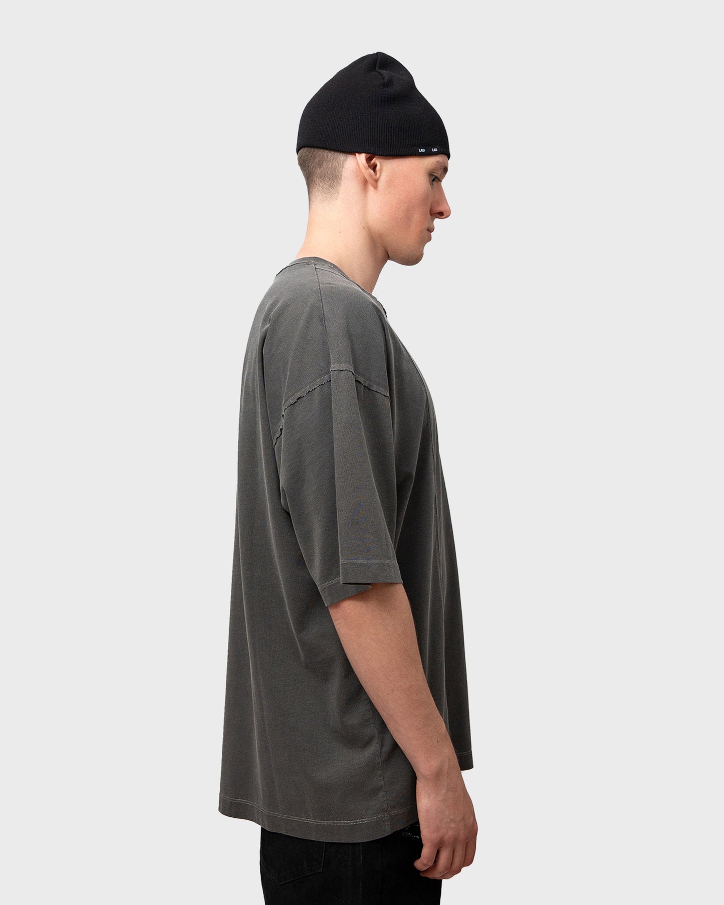 LOGO TEE