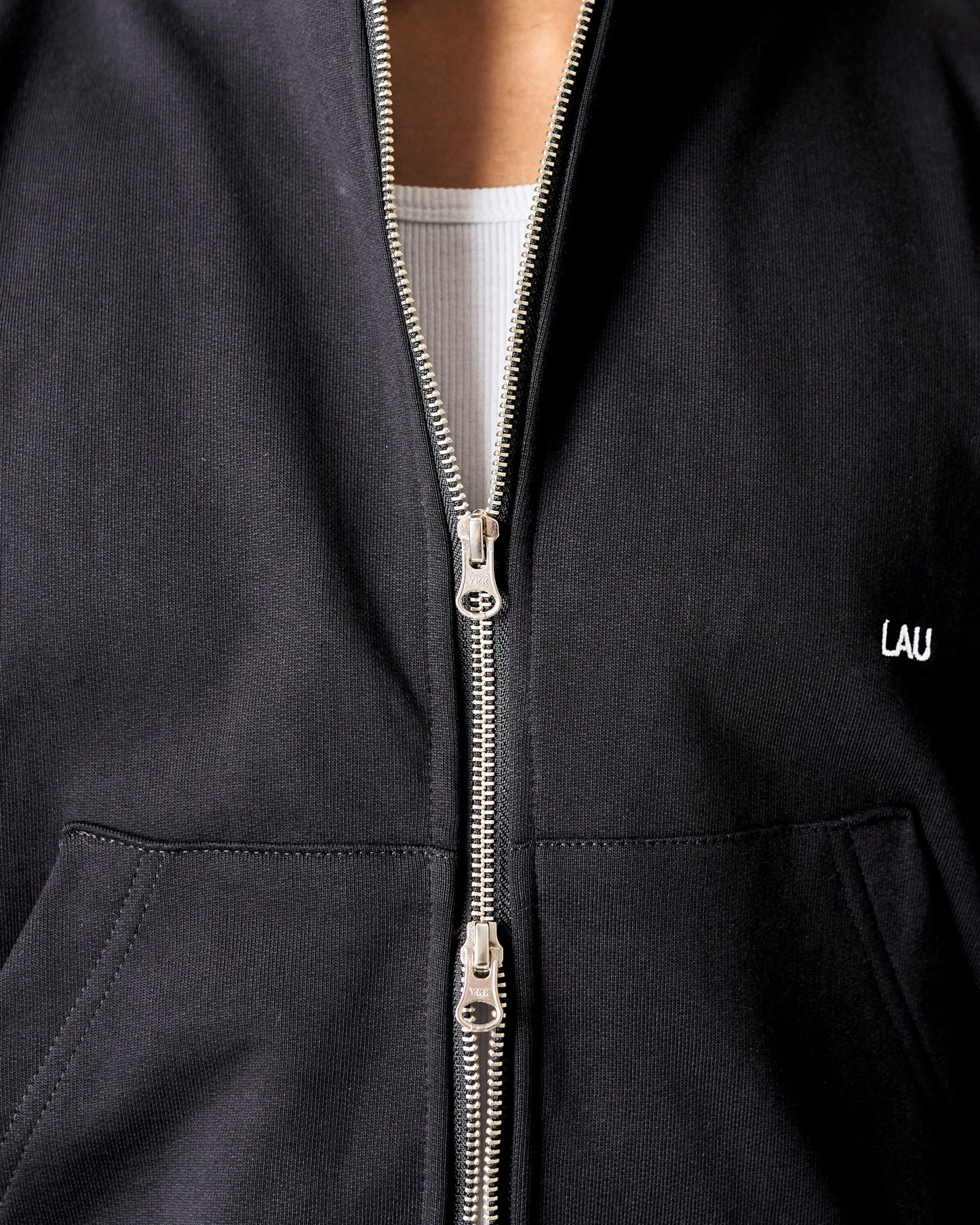 ARTISAN ZIPPER HOODIE