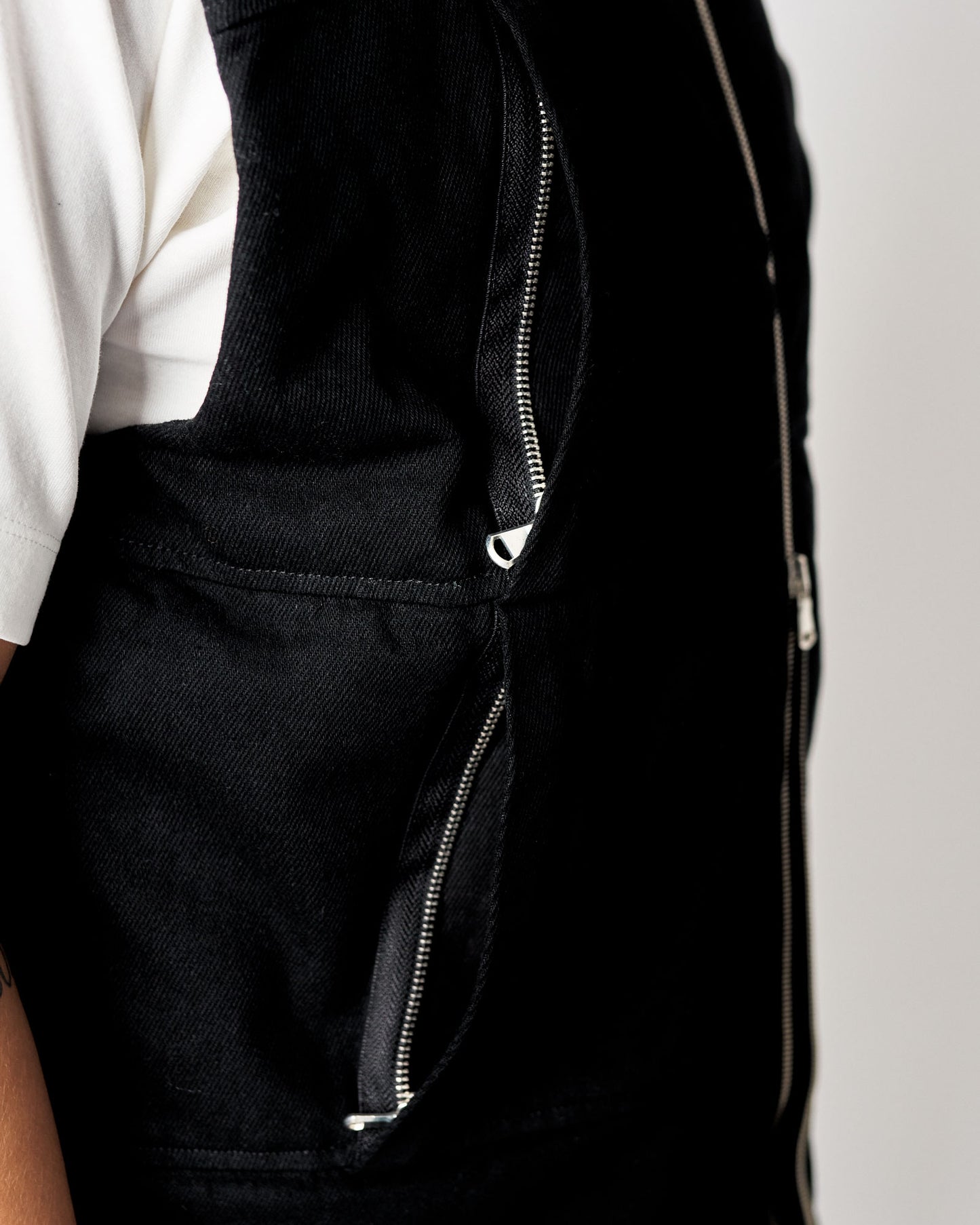 DENIM VEST