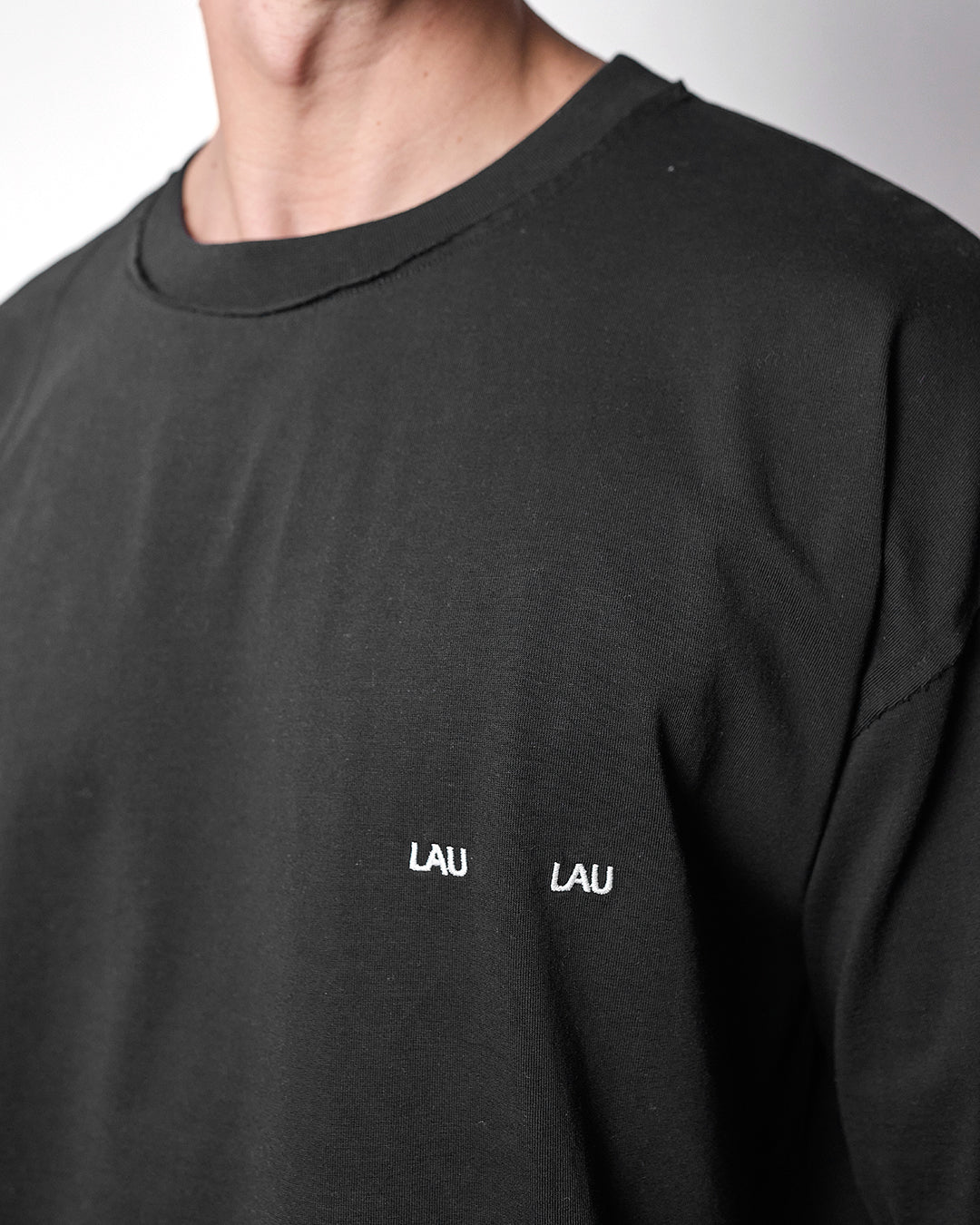 LOGO TEE