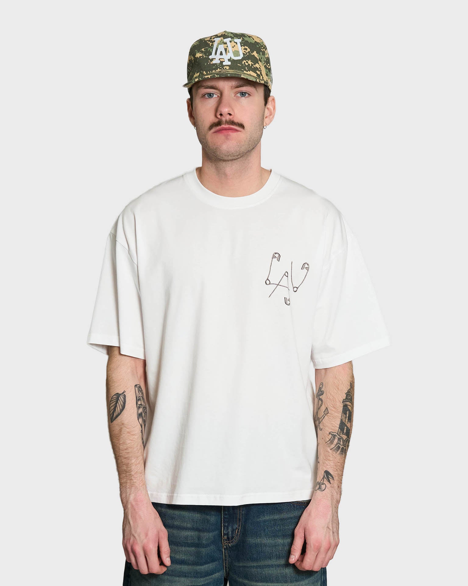 SAFETY PIN TEE