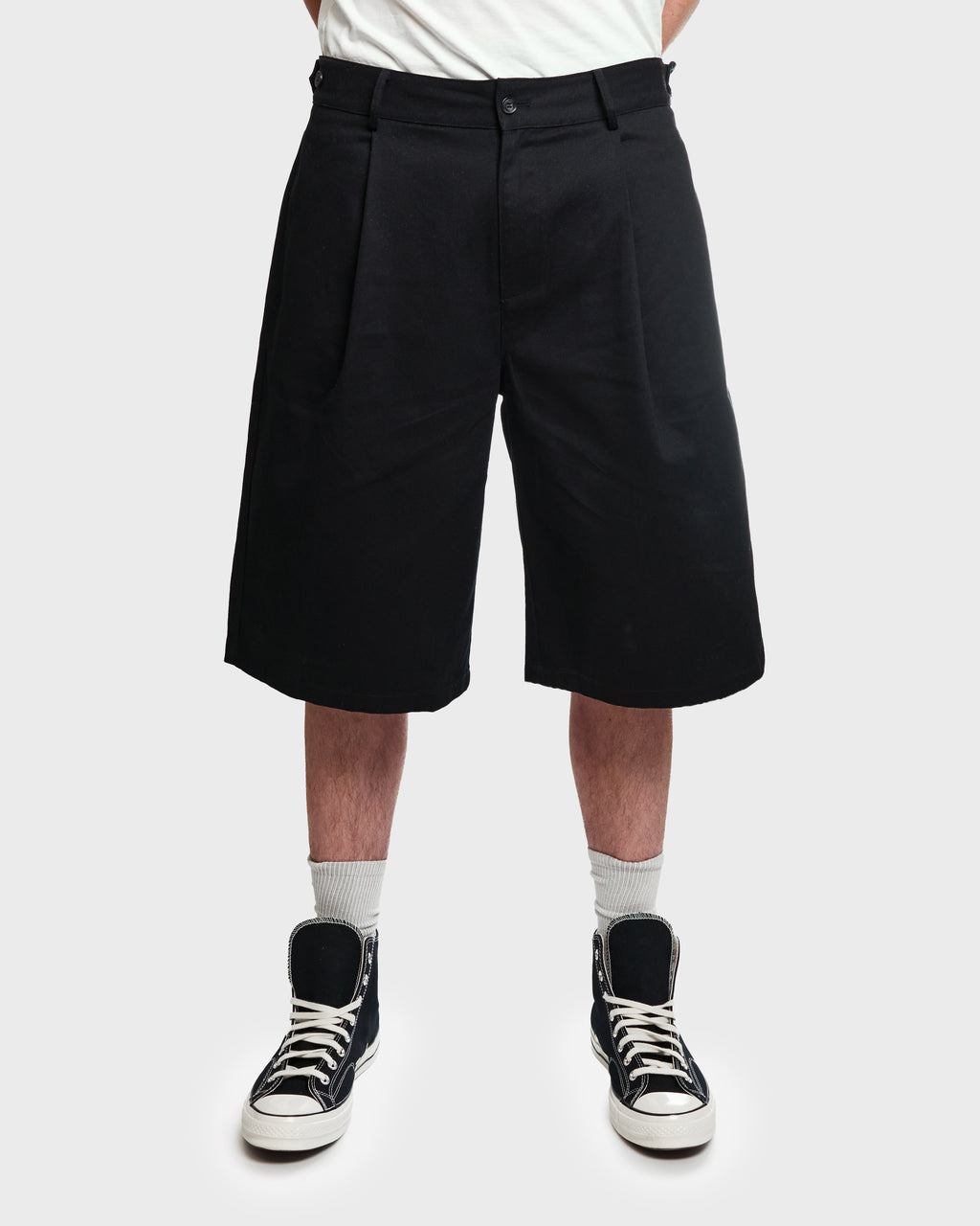 Wide Pleated Shorts