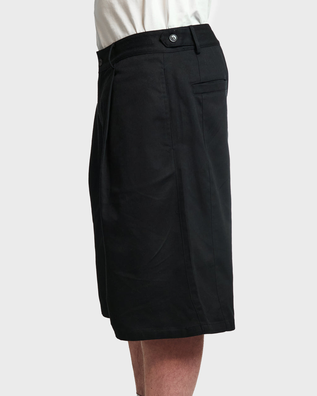 Wide Pleated Shorts