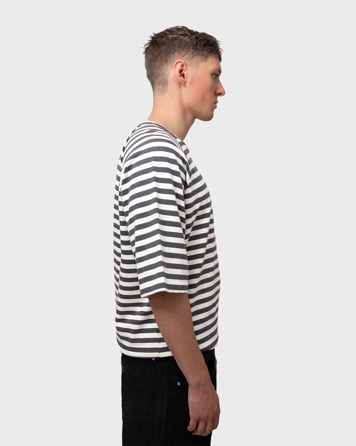 STRIPED TEE